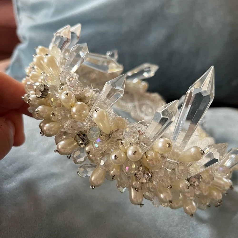 Crown / Princess/ Bride / Pearls and crystal crown 👑Brand New - Picture 13 of 15